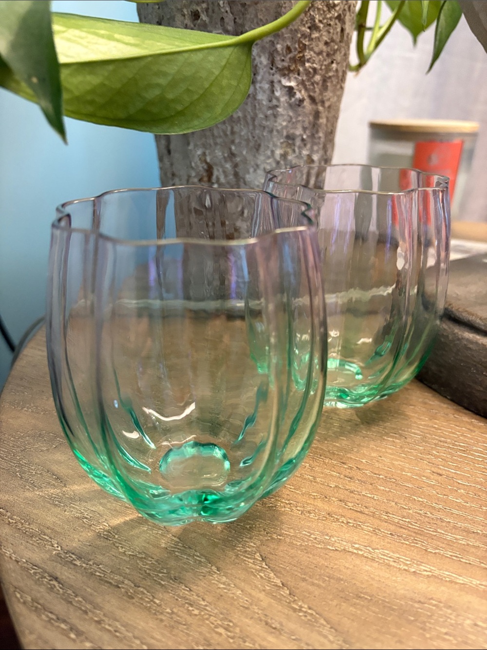 Tulip Glasses Lavender Green Glass Elegant  Ribbed Design 5oz set of 2